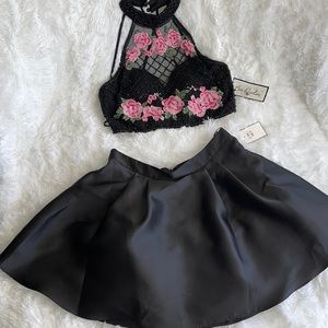Bee Darlin 2 Piece Juniors Outfit